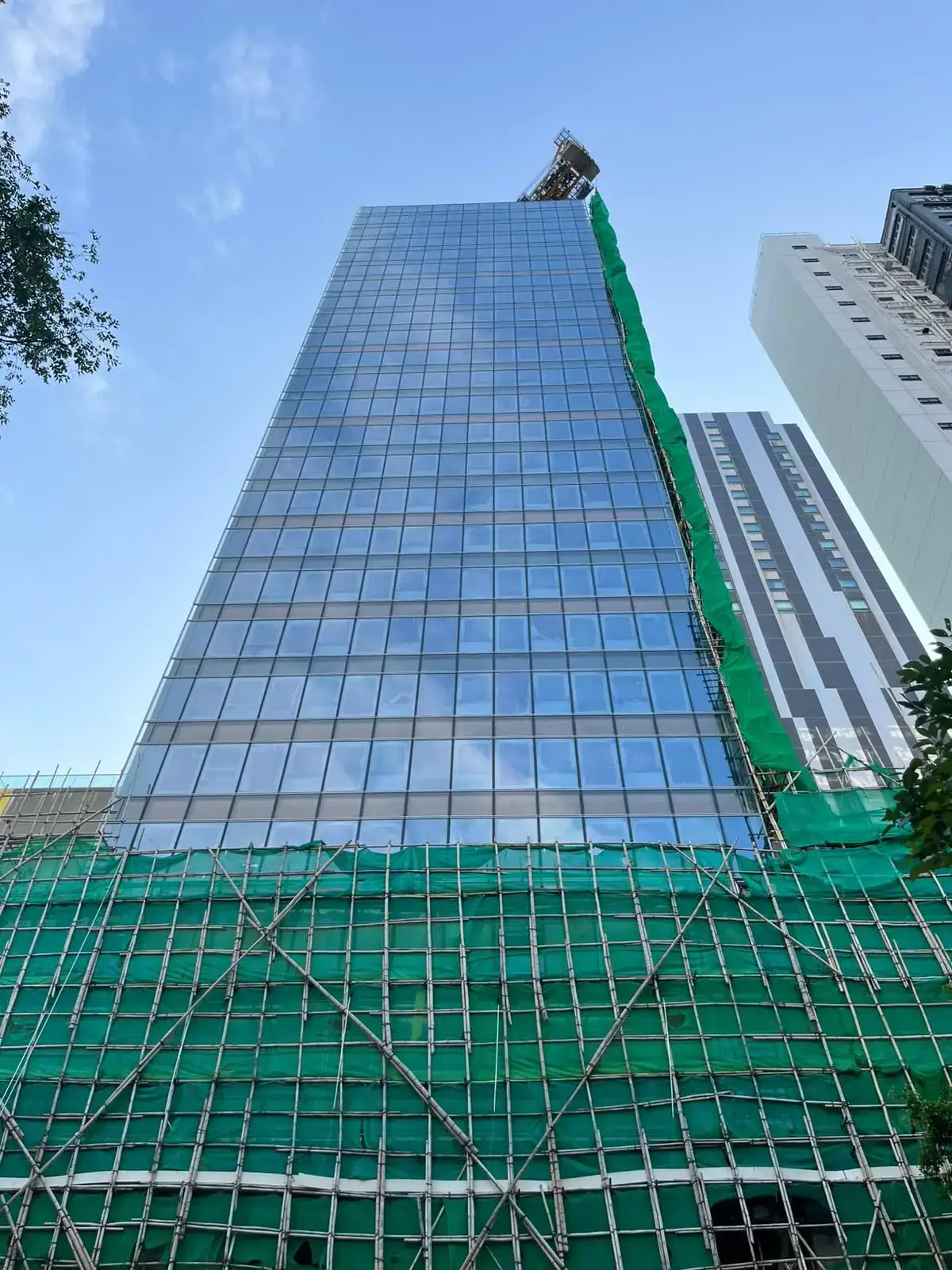 柴灣 利眾街18號：​外牆工程施工現場